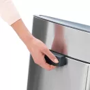 Praktikus füllel.
