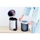 Használata PerfectFit Brabantia szemeteszsákokkal ajánlott.