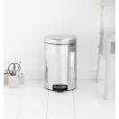 Az időtálló design és a strapabíró anyagok garantálják a hosszú távú használatot.