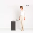 Brabantia NewIcon 30 liter kuka méretarányai