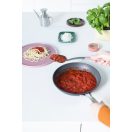 A kanál légies könnyedségű (kb. 54 g), mégis masszív konstrukciójú, mosogatógépben is mosható, így a tisztítás gyors és egyszerű.