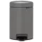 Brabantia NewIcon pedálos szemetes lecsapódásgátló fedővel, 3L, acél, betonszürke