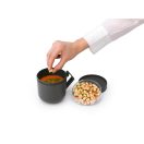 Kerülje az erős színű ételeket (pl.: kurkuma, cékla) elkerülje, hogy a terméken foltot hagyjon.