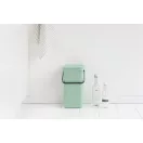 A jáde zöld szín modern és elegáns megjelenést kölcsönöz bármelyik konyhának.