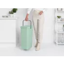 A Brabantia PerfectFit komposztálható szemeteszsákokkal használható, és a termék 100%-ban újrahasznosítható.
