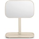 Állítsa vízszintes állásba a tükröt.