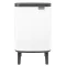 Brabantia Bo Waste Bin Hi szemetes felnyitható fedővel, lábakon álló, 7L, acél, fehér