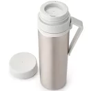 Praktikus méret: A 0,5 liter pontosan elég, hogy bármikor magával vihesse kedvenc italát.