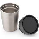 Dupla falú rozsdamentes acél szerkezet, amely hosszabb ideig melegen vagy hidegen tartja az italt.