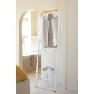 Intelligens, különleges vállforma tervezés lehetővé teszi a gallér és a vállak gördülékeny, gyűrődésmentes gőzölését.