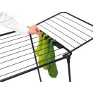 Speciális rögzítőelem 20 kisebb textília, például fehérneműk kényelmes elhelyezésére.