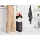 Használjon PerfectFit méretpontos szemeteszsákot, X méret 12L-est.