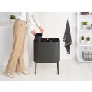 3 különálló rekesz, egyenként 11L űrtartalommal.