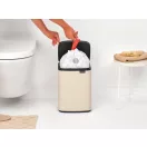 A PerfectFit szemeteszsák könnyen zárható.