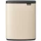 Brabantia Bo Waste Bin szemetes felnyitható fedővel, 12L, acél, világos bézs