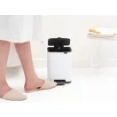 Brabantia Bo karcsú formavilág, egy friss, fiatalos megjelenést kölcsönző, lekerekített szélekkel rendelkező négyzetes test, amely a lakberendezők és belsőépítészek egyik abszolút ...
