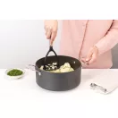 Ez az ergonomikus kialakítású eszköz tökéletes a krumpli és más zöldségek gyors, egyenletes pépesítéséhez.