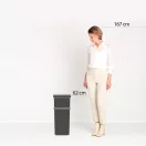 Könnyen használható 620mm magasságának köszönhetően.