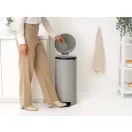Könnyű pedálhasználat.