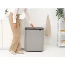 Már a legkönnyebb érintésre is nyílik – ’Soft Touch’ nyitórendszer.