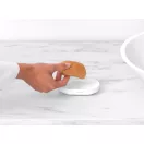 Vegye ki a szappant a tartóból.