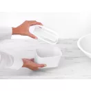 Ürítéshez vegye le a fedelet.