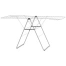 Több mint két gépi ruhanemű befogadására alkalmas.