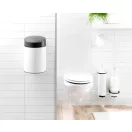 Dobja fel WC-jét a Brabantia Profile fehér adagolókkal.