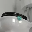 Akassza a WC-csésze oldalára a kellemes illatokért.