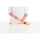 Gyors és precíz elkészítés: Önnek csak a mikrohullámú sütő forgótányérjának szélére kell helyeznie az eszközt, és a választott recept szerinti rövid ideig sütnie a tökéletes eredmény érdekében.
