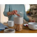 Sokoldalú tárolási megoldás a frissesség megőrzéséért: Ezek az edények ideális feltételeket biztosítanak a legkülönfélébb alapanyagok – például só, diófélék, tésztafélék...