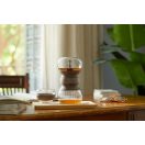 A letisztult design és a zökkenőmentes használat segít Önnek, hogy a házimunka vagy a sütés rutinfeladatai helyett a valódi kikapcsolódásra és az alkotás örömére koncentrálhasson.