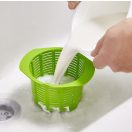 A savanyítást követően szűrje le a masszát a készülék speciális szűrőjével, majd helyezze a hűtőbe, és hagyja pihenni egy órán keresztül az optimális állag elérése érdekében.