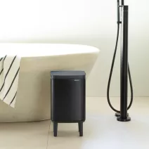 Bo Waste Bin felnyitható fedelű szemetesek