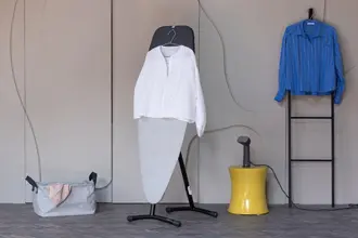 Brabantia innováció: Bemutatkozik a gőzölő állvánnyá alakítható, prémium vasalódeszka