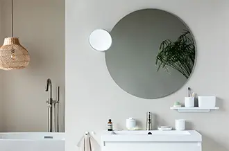 Komplett fürdőszobai piperekollekciók modern terekben